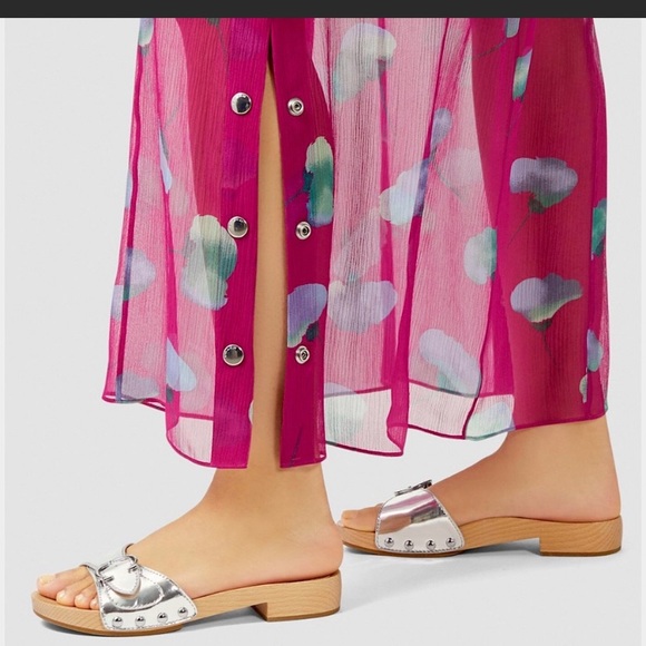 Beautiful BRAND NEW Coach Bleeker Sandals - Picture 3 of 6